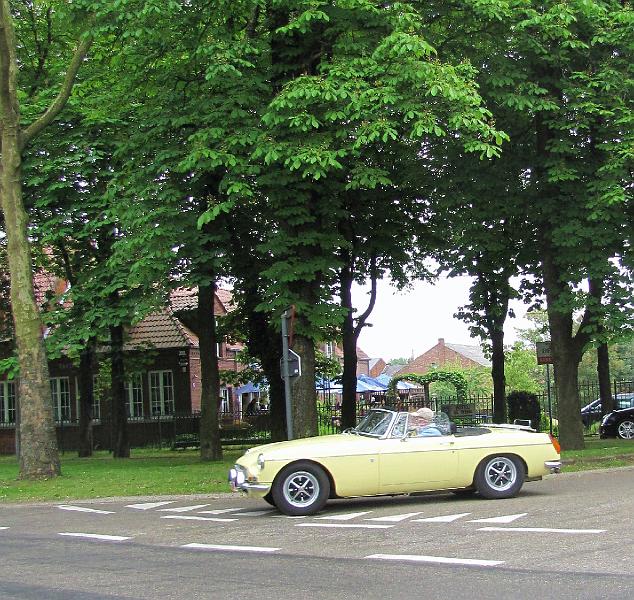 MG & Oldies Happening (21).JPG